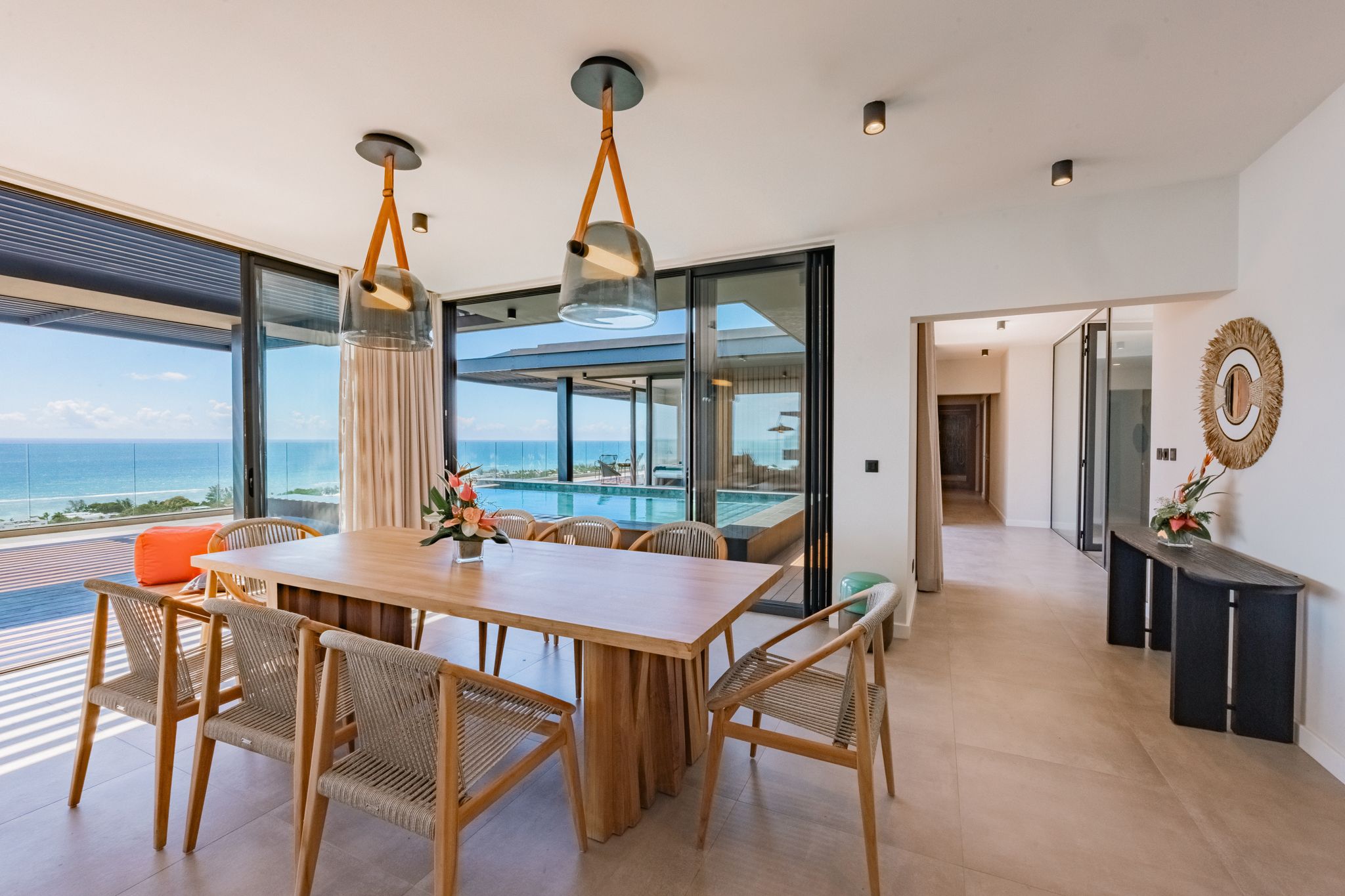 Legend Oceanview Penthouse avec piscine privée