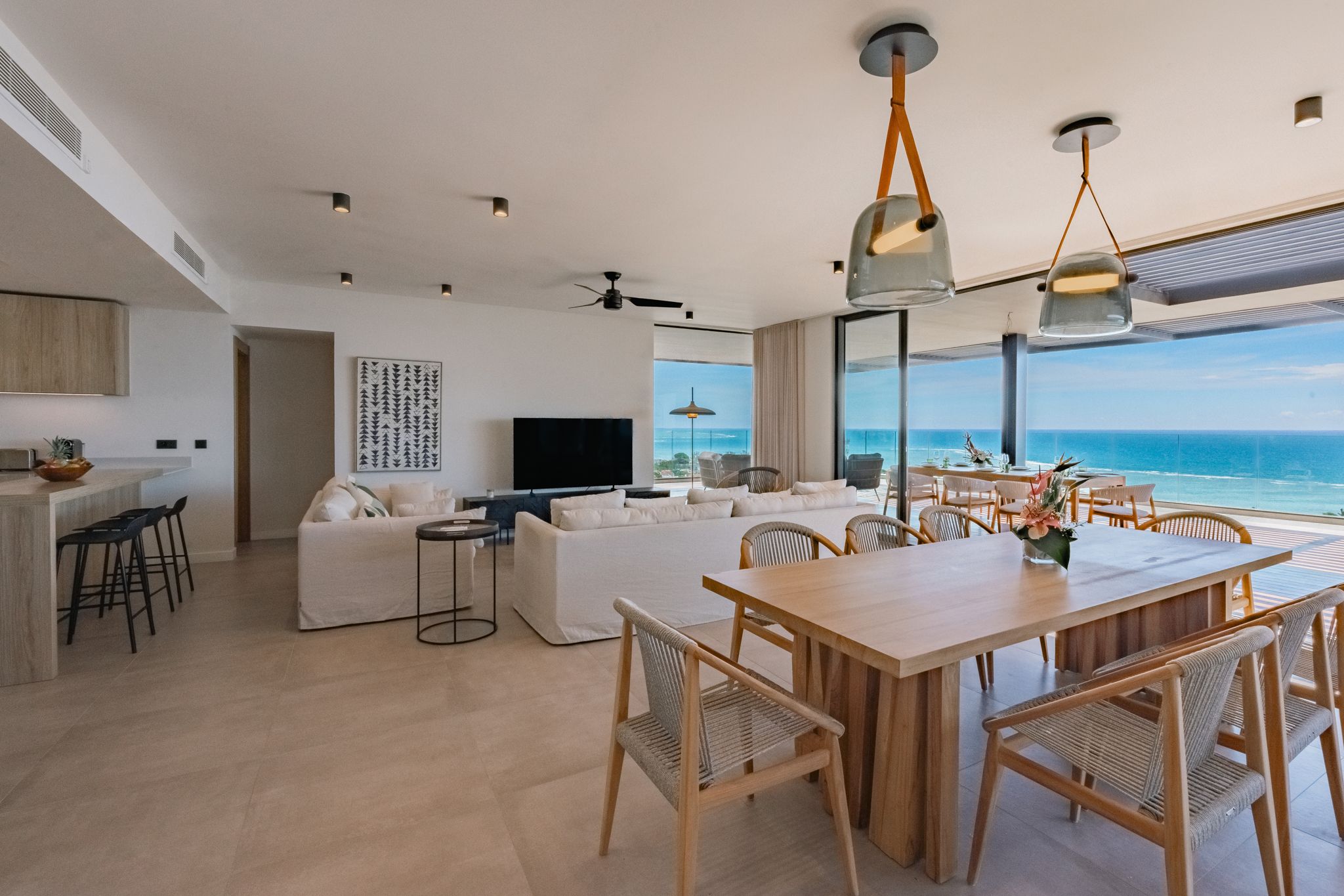 Legend Oceanview Penthouse avec piscine privée